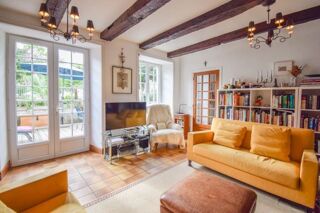  Maison  vendre 11 pices 256 m