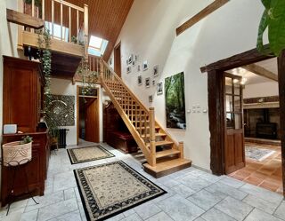  Maison � vendre 8 pi�ces 214 m�