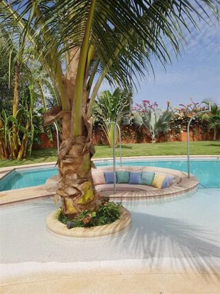  Maison � vendre 4 pi�ces 220 m� Saly