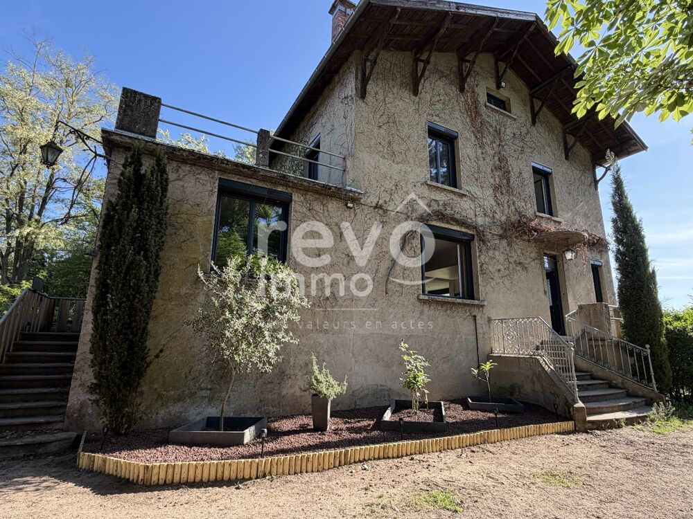 Maison 7 pièces 203 m² · à Saint Didier sur Chala... · 203 m² · 437 000 €