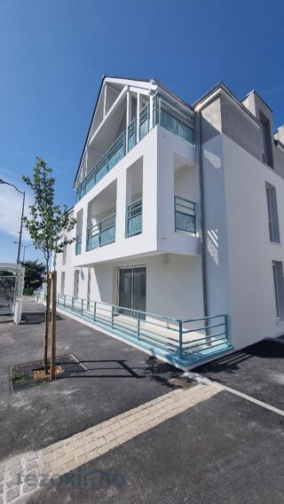  Appartement à louer 2 pièces 43 m²