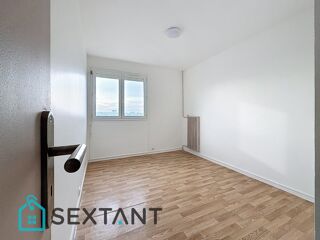  Appartement à vendre 4 pièces 81 m²