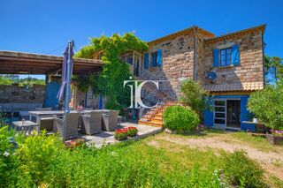  Villa � vendre 8 pi�ces 301 m�