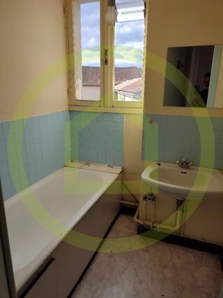  Immeuble � vendre 130 m�