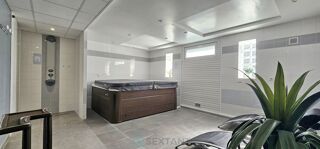  Immeuble à vendre 409 m²