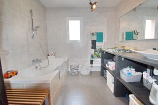  Maison � vendre 4 pi�ces 120 m�