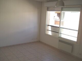  Appartement à louer 2 pièces 35 m²