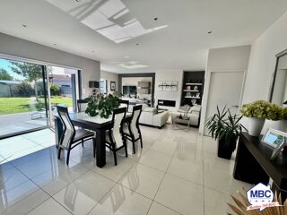  Maison � vendre 6 pi�ces 166 m�
