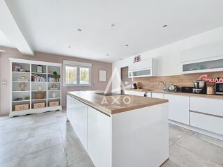  Maison � vendre 8 pi�ces 222 m�