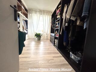  Villa  vendre 8 pices 281 m