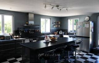  Maison  vendre 12 pices 373 m