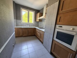  Immeuble à vendre 3 pièces 146 m²