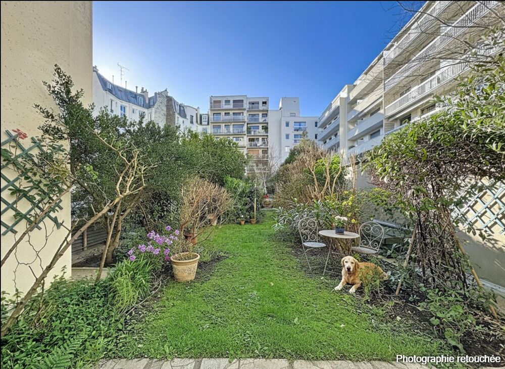 Appartement 3 pièces 78 m² · à Paris 18 · 78 m² · 930 000 €