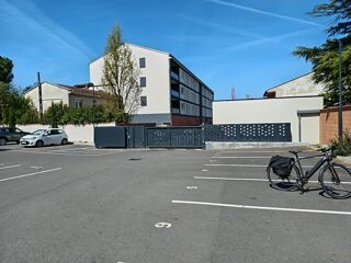  Parking / Garage � vendre 