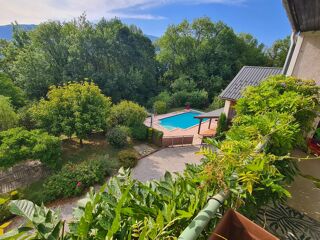  Maison à vendre 15 + pièces 565 m²
