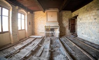  Maison � vendre 8 pi�ces 325 m�