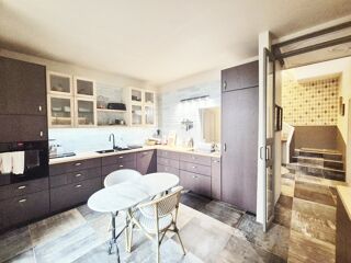  Maison  vendre 7 pices 200 m