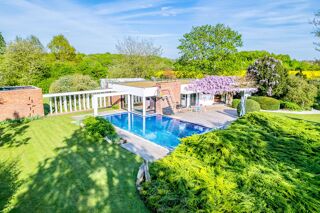  Villa � vendre 6 pi�ces 215 m�