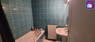  Appartement à louer 2 pièces 45 m²