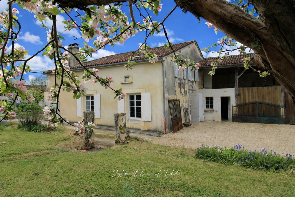 Vente Maison Maison en pierre Barbezieux saint hilaire