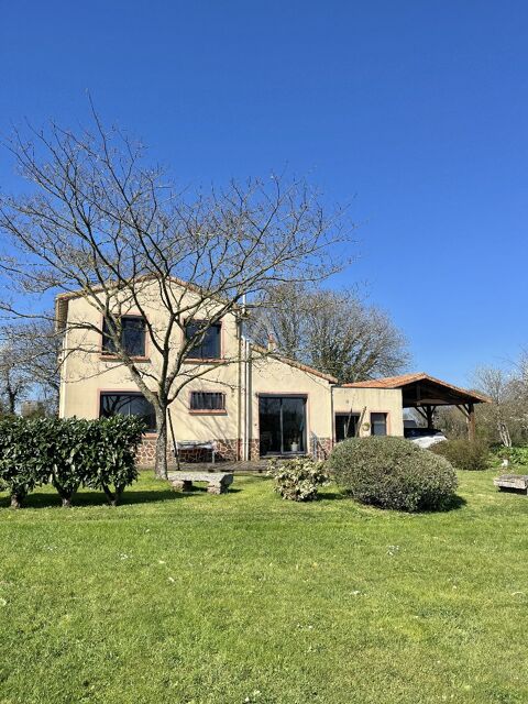   Maison Maison - 6 pi�ce(s) - 139 m�