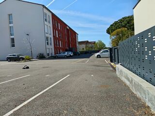  Parking / Garage � vendre 