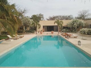  Maison � vendre 5 pi�ces 330 m� Nguerigne