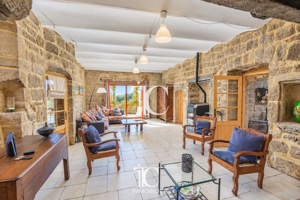 à vendre  Villa Les Vans (07140)
