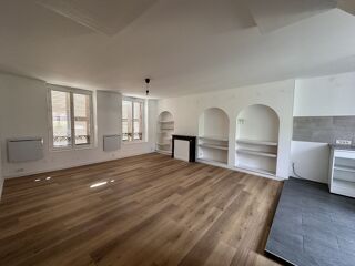  Appartement à louer 3 pièces 65 m²