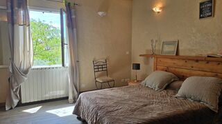  Villa � vendre 15 + pi�ces 445 m�