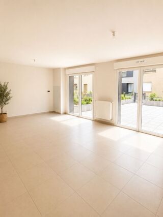  Appartement à vendre 5 pièces 143 m²