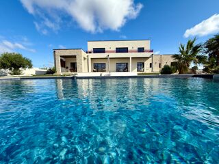  Maison � vendre 6 pi�ces 326 m�