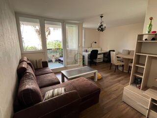  Appartement à louer 3 pièces 64 m²