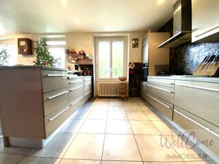  Maison � vendre 10 pi�ces 210 m�