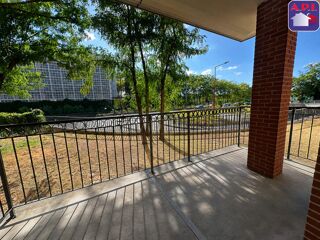  Appartement à louer 3 pièces 68 m²