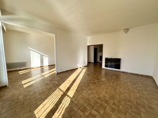  Appartement à vendre 6 pièces 140 m²
