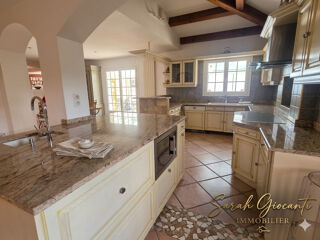  Villa � vendre 6 pi�ces 307 m�