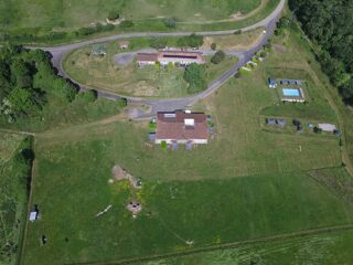  Maison � vendre 15 + pi�ces 1270 m�