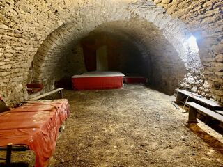  Parking / Garage  vendre 2 pices 92 m