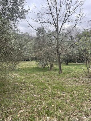  Terrain à vendre 880 m²