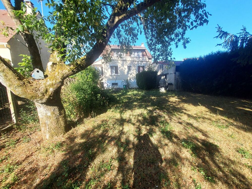 Maison 6 pièces 107 m² · à Sainte Genevieve · 107 m² · 189 500 €