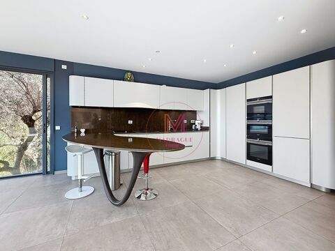  Maison � louer 6 pi�ces 215 m�