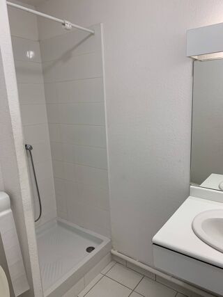  Appartement à louer 1 pièce 20 m²