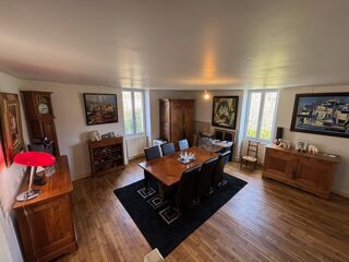  Maison � vendre 10 pi�ces 234 m�