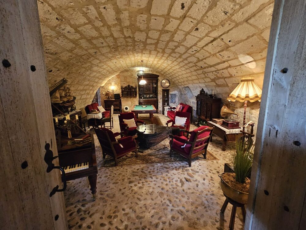 � vendre  Propri�t�/ch�teau P�rigueux (24000)