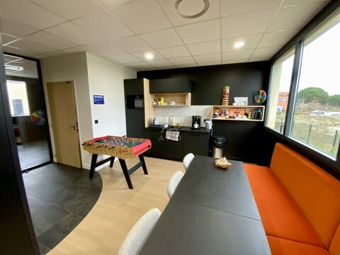 Entrep&ocirc;ts et Bureaux 2667 34690 Fabregues