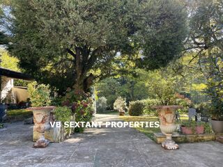  Maison à vendre 7 pièces 265 m² Latresne
