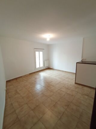  Appartement à louer 3 pièces 53 m²