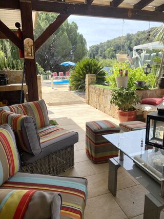  Villa � vendre 8 pi�ces 210 m�