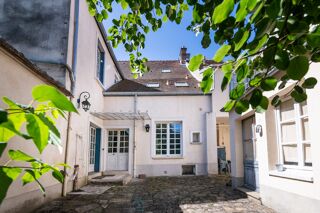  Maison à vendre 8 pièces 323 m²